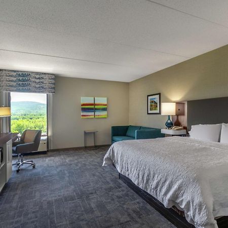 Hampton Inn Bedford Exterior foto