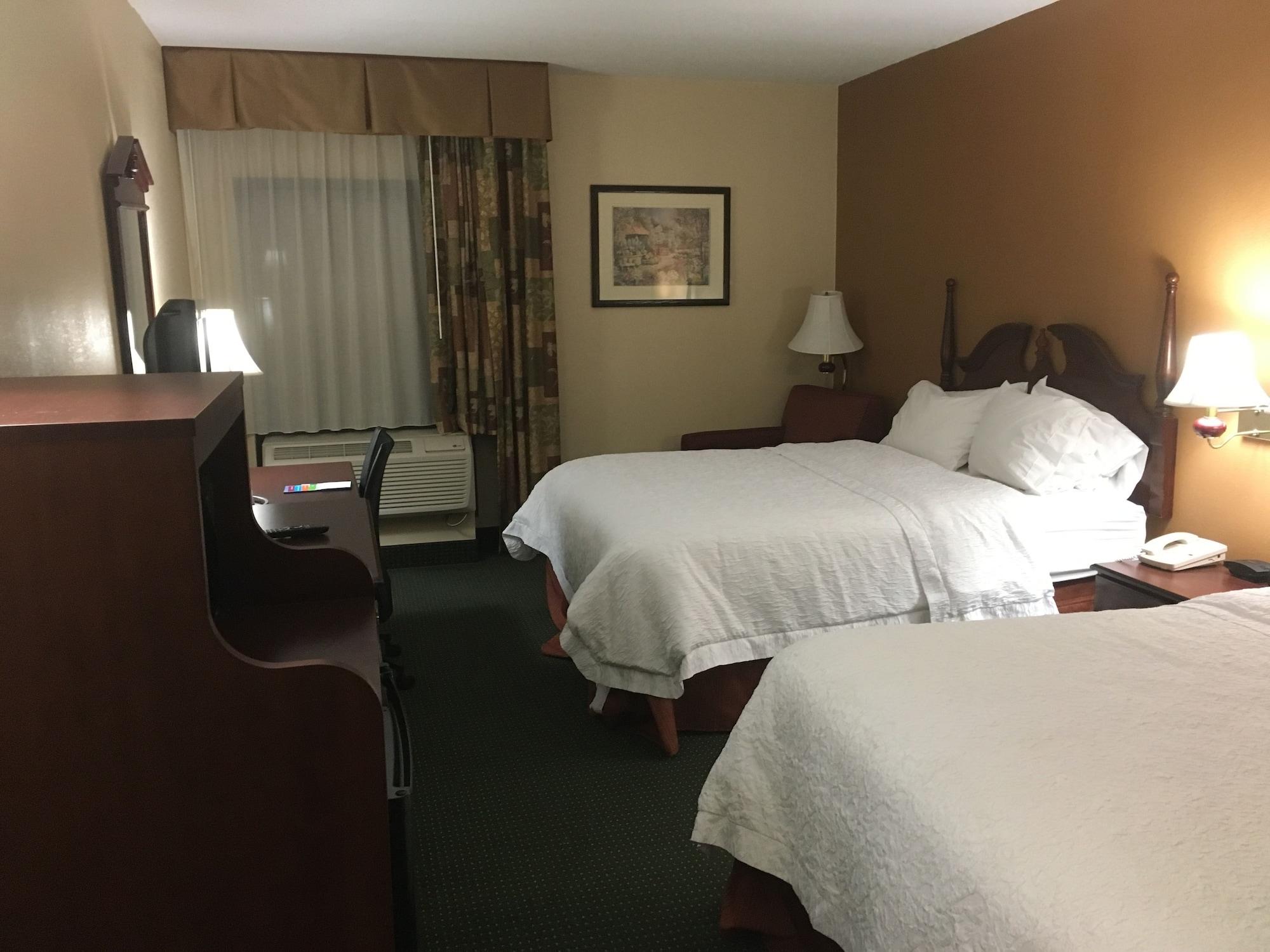 Hampton Inn Bedford Exterior foto
