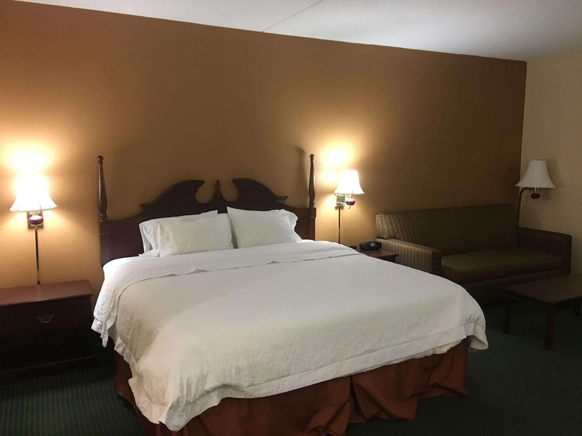 Hampton Inn Bedford Exterior foto