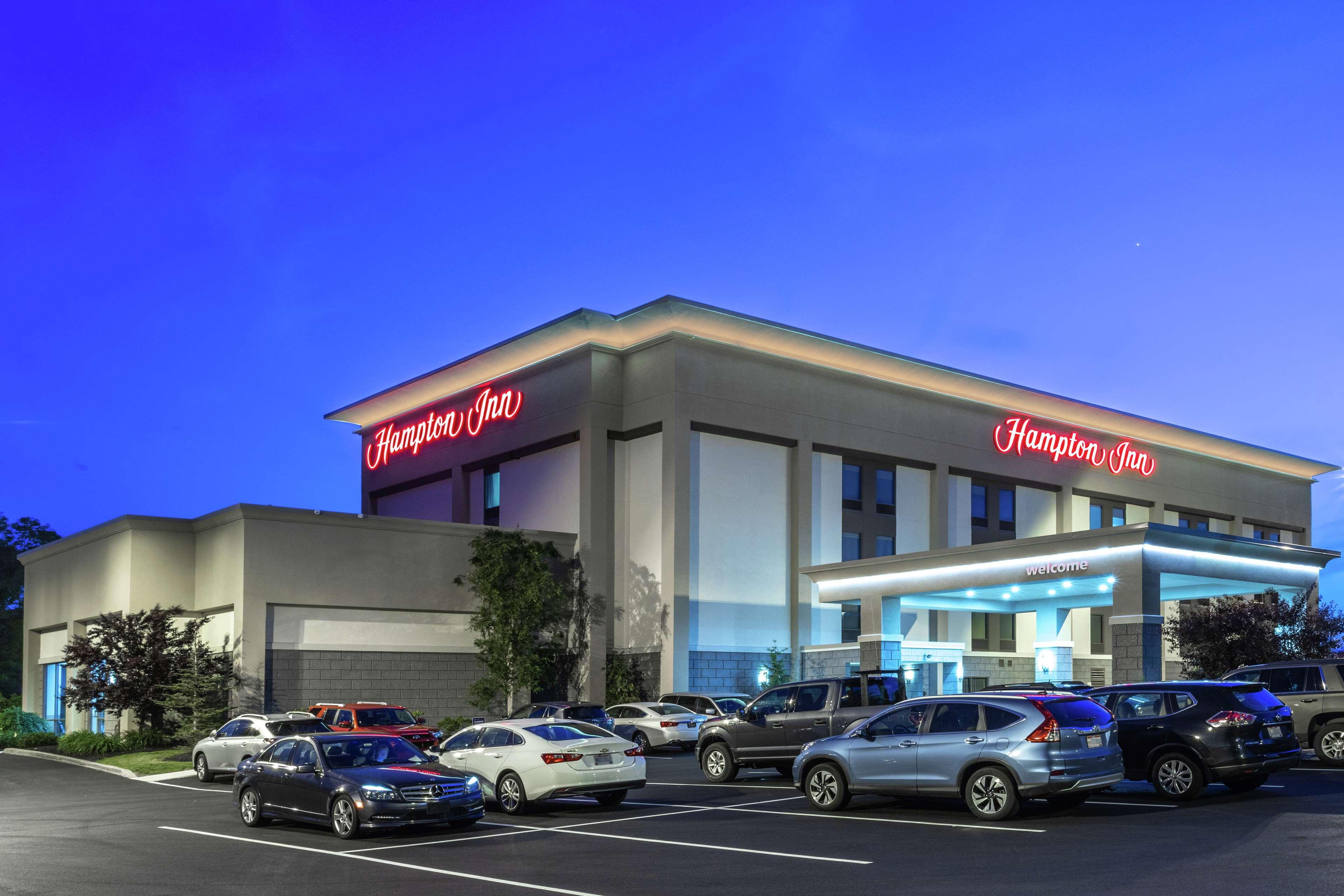Hampton Inn Bedford Exterior foto