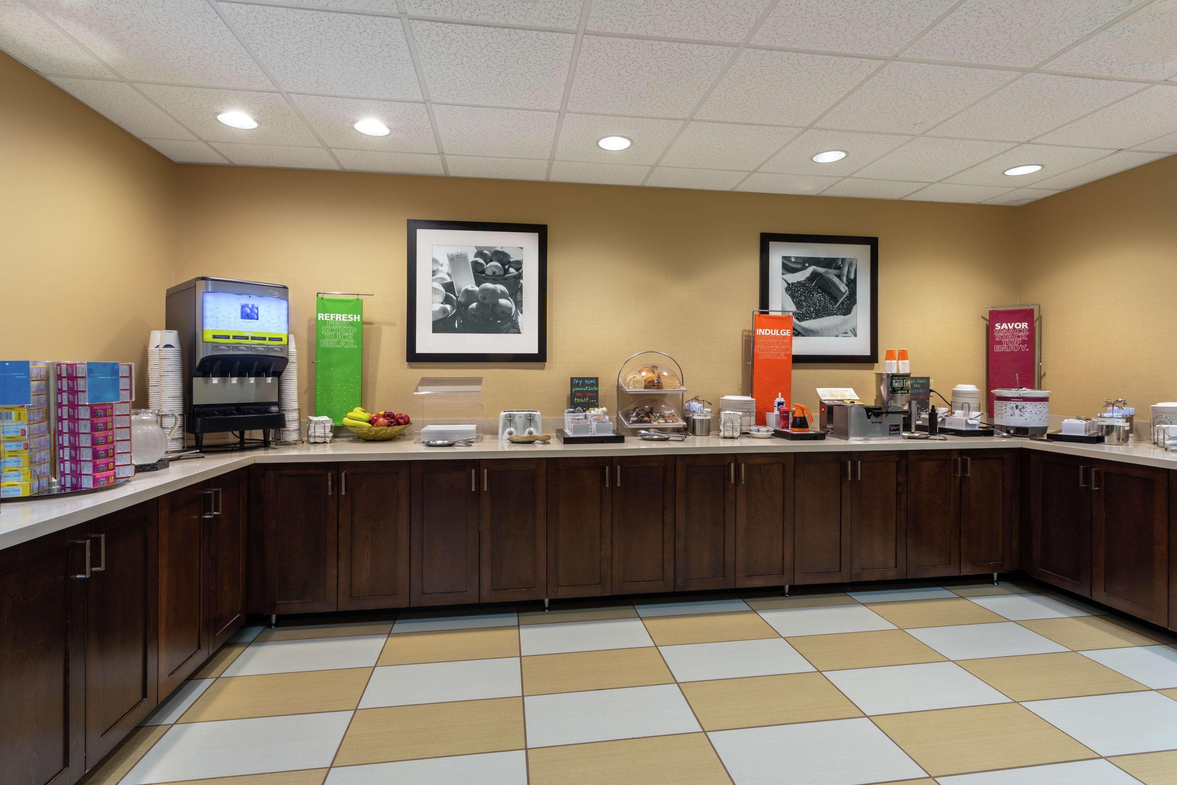 Hampton Inn Bedford Exterior foto