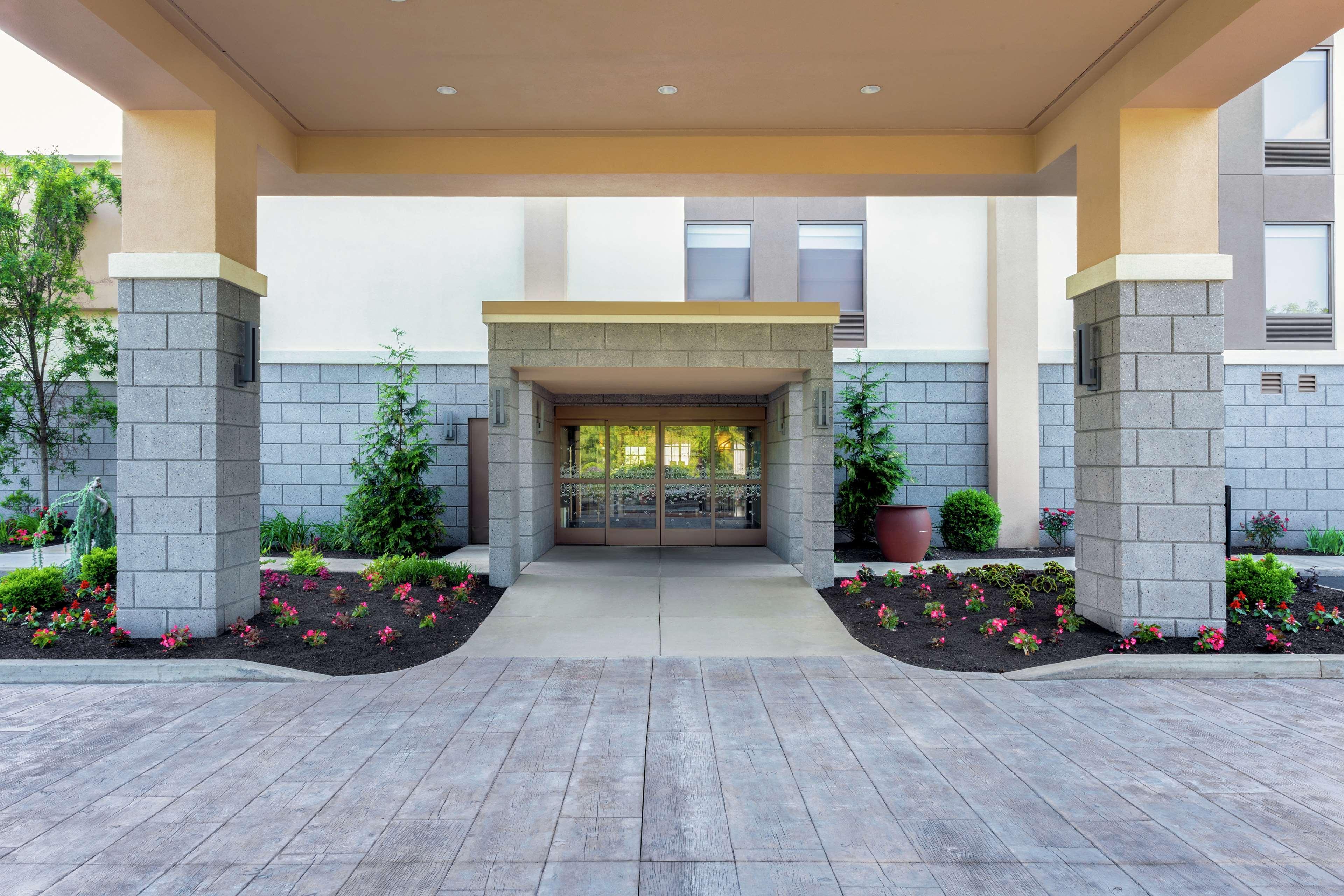 Hampton Inn Bedford Exterior foto