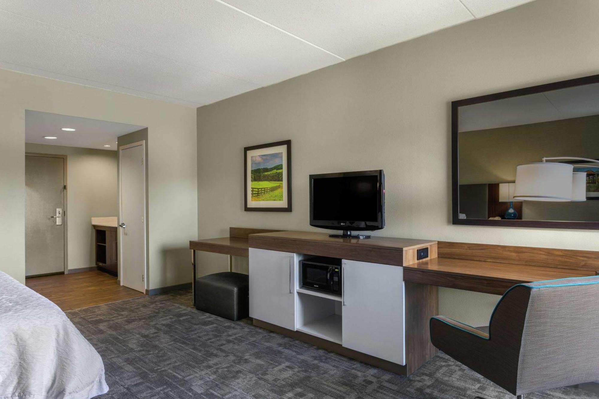 Hampton Inn Bedford Exterior foto
